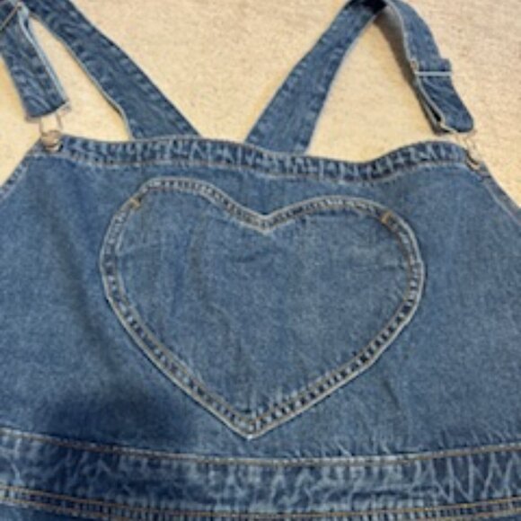 Denim Heart-Detail Jumpsuit - Picture 4 of 8